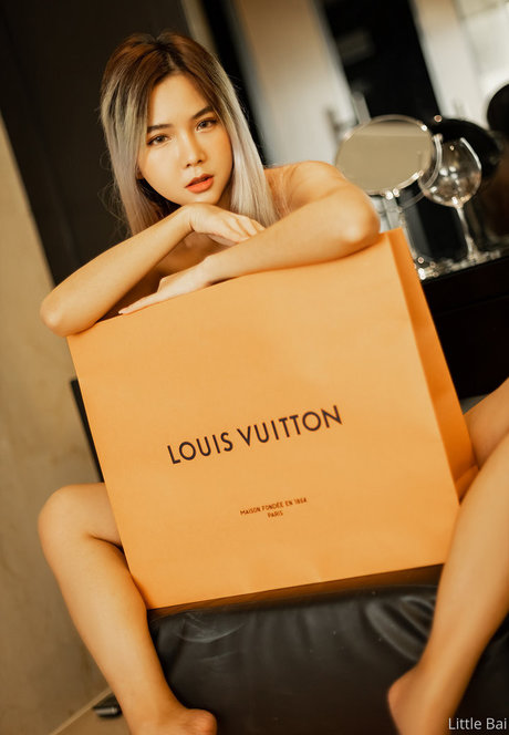 baibaifern star hot pictures