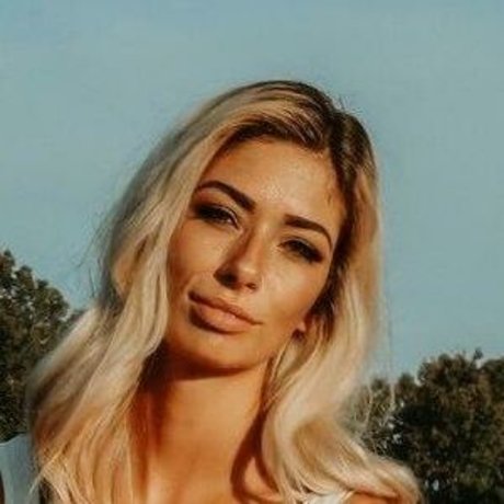 Femfoxebabe art star picture