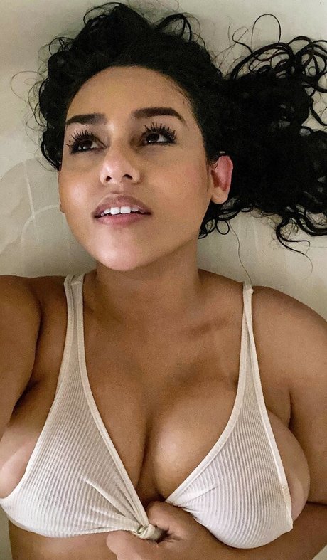 Gabby B best model pictures