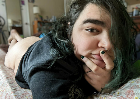 oliviadarkk star pornographic images