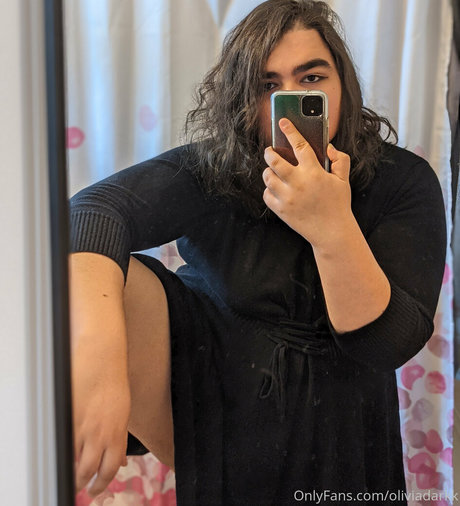 oliviadarkk exclusive model pics