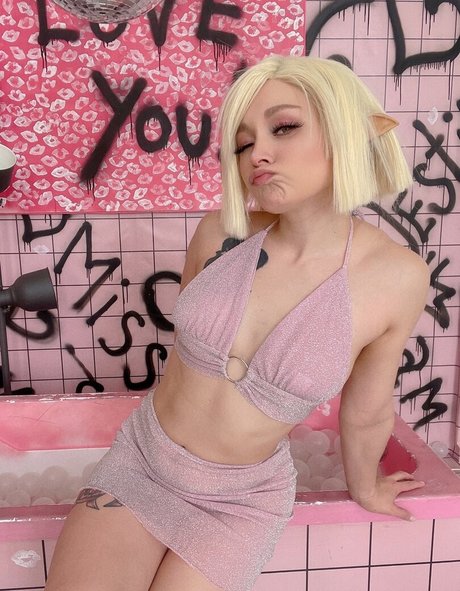 Felibelka model sexy img