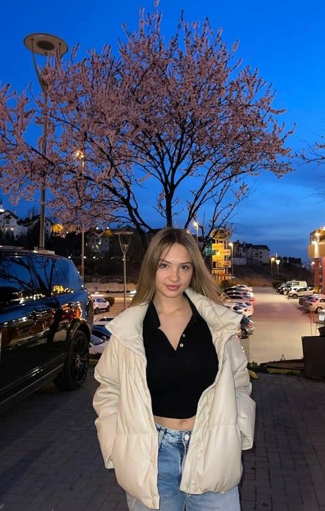 Esvittie sex actress picture