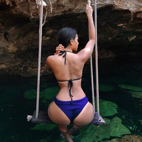 Criss best model pic