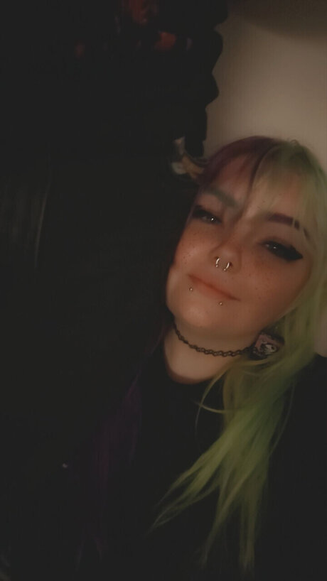 _Maeve Iris_ pornstar sexy picture