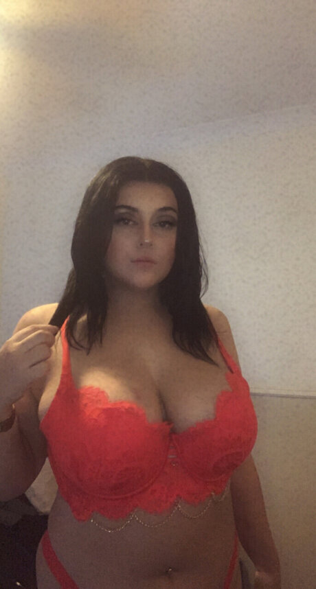 Spanishcandy_ adult model pics