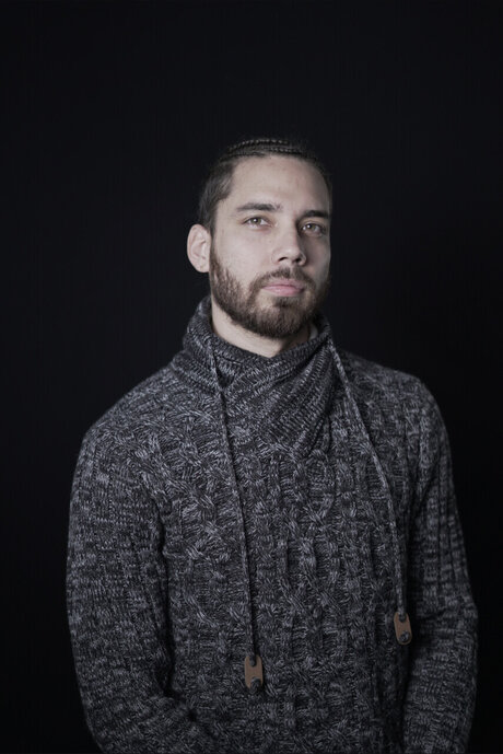 Azark26 model high quality pictures