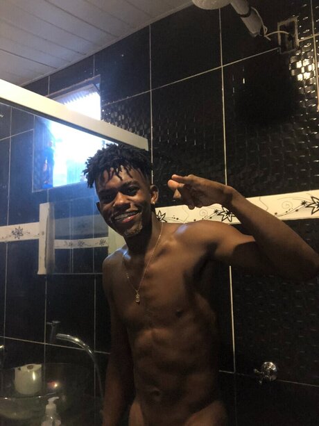 Karlos Villa nude model image