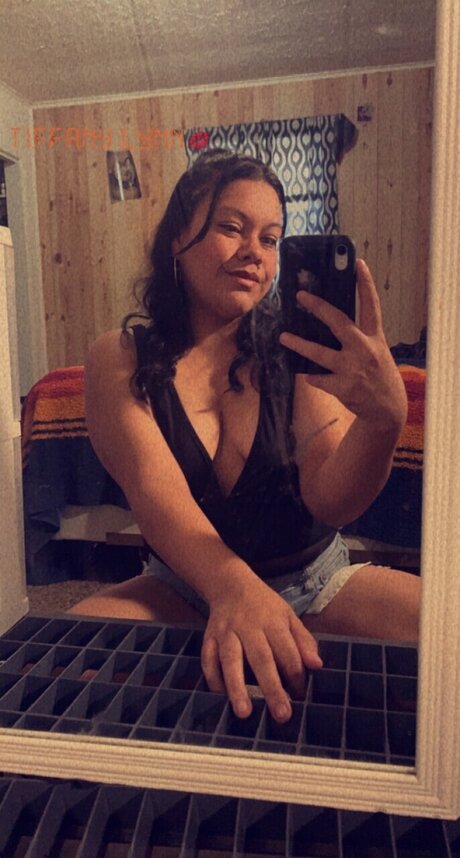 Its Lynn25 porn model images