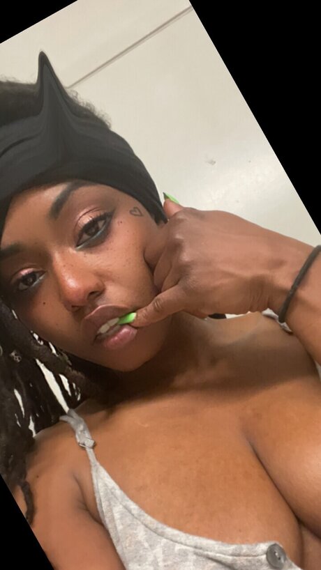 Miss Happy Ending pornstar galleries