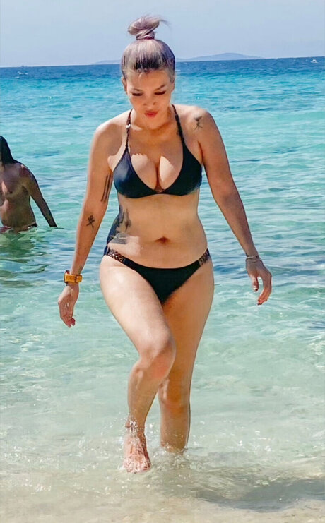 Eva Eros art star galleries