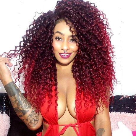 Julie Carter Free sexy actress picture