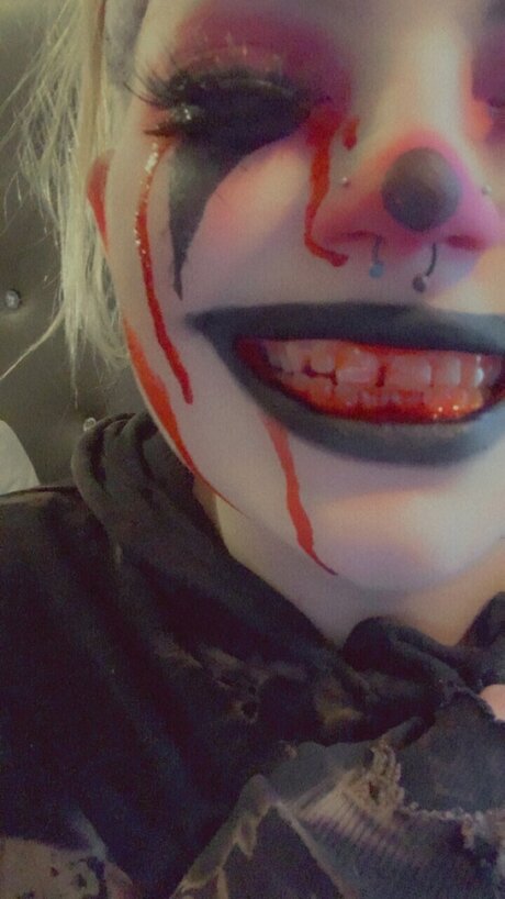 Minniesatan24 sex actress img