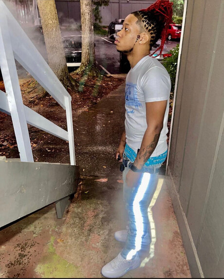 Mr makeithappen model art photo