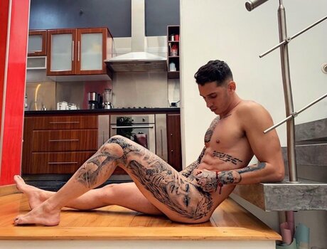 Anibalpagua star nude img