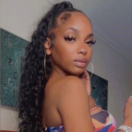 aziza2pretty porn model images