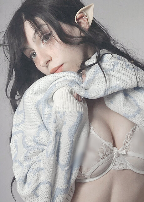 Lily Seraphine art actress galleries