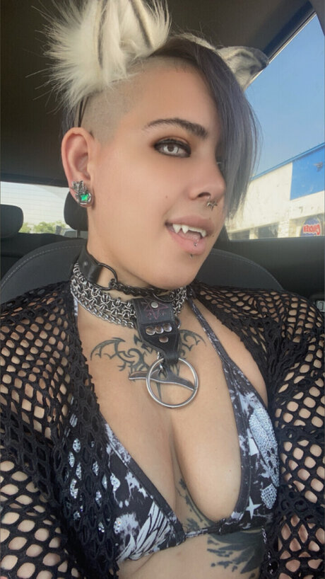 Azrael the goth pup sexy pornstar pictures