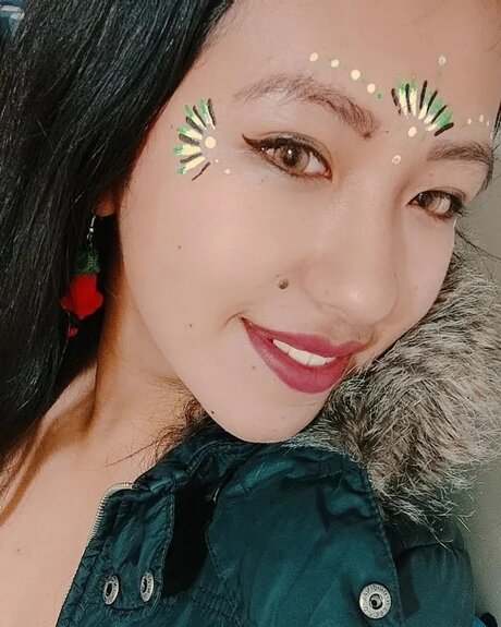 Bella Karly pornstar nude pics