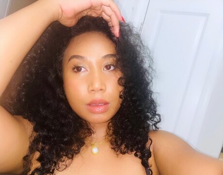 Thailand Bae pornstar free photos