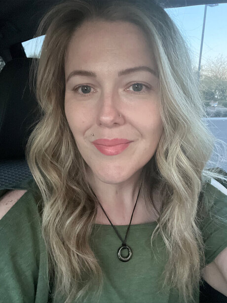 Savage Kitty model pornographic photos