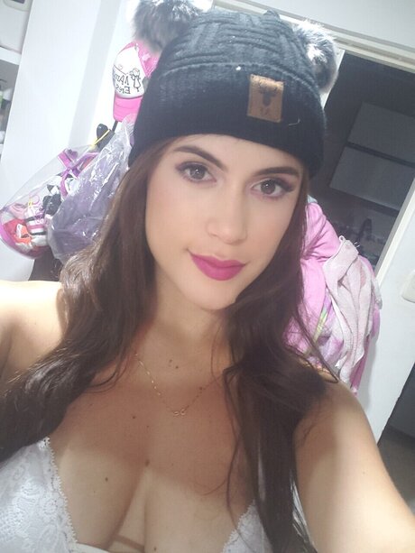 SweettGina hot model gallery