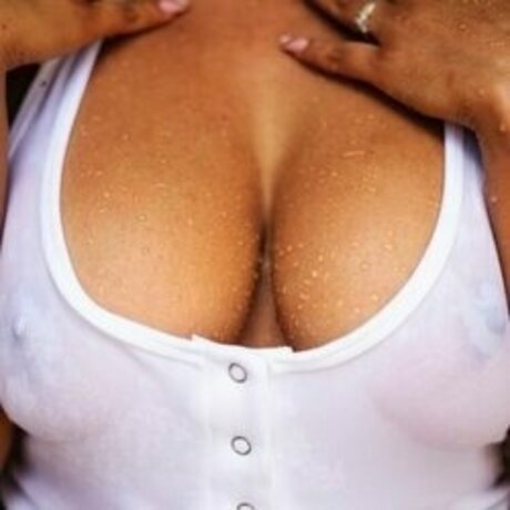 Genesissocial22 model hot picture