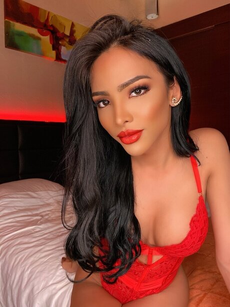 CaraSins art actress image