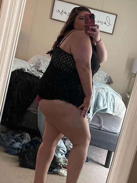 Brunettebabz pretty model pictures