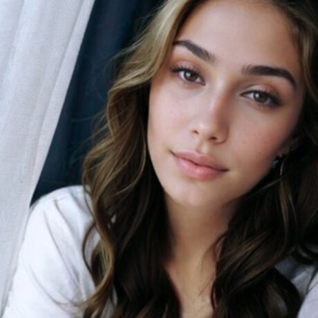 Stasy Ameli Vip top actress pics