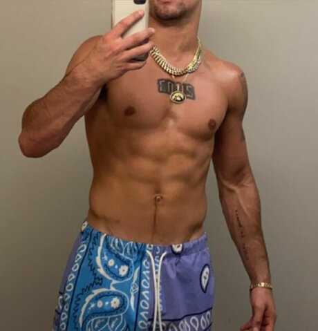 Vinny Vinito beautiful star photo