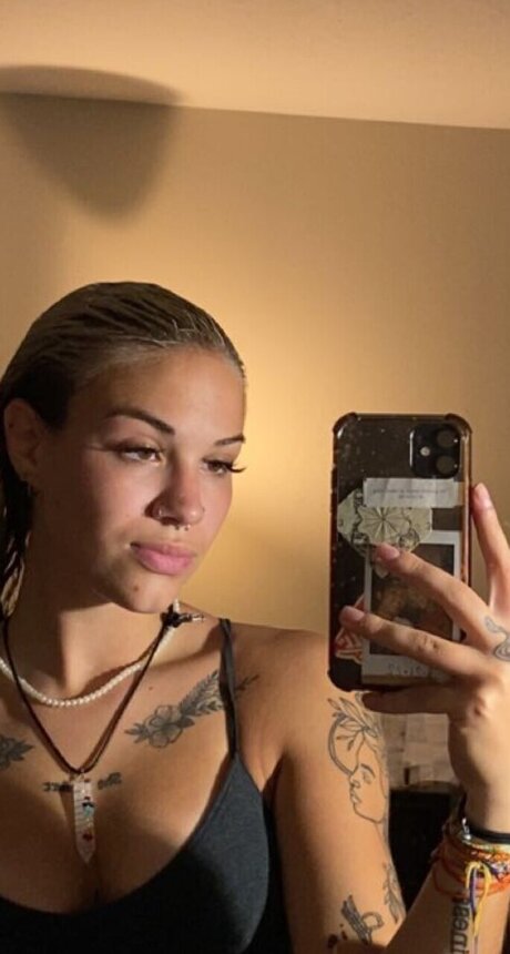 Shelby Blairrrrr star naked pic