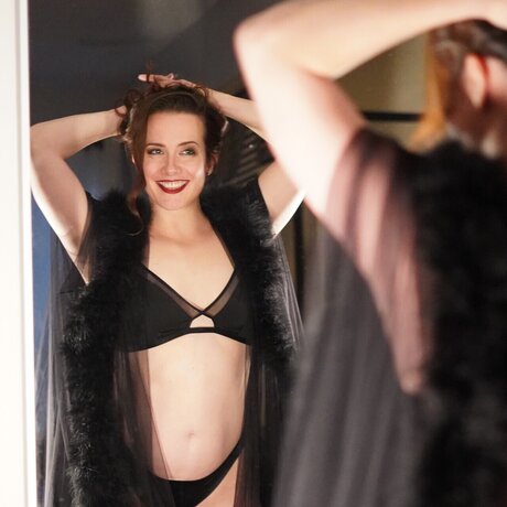 cupokelly porn actress pics