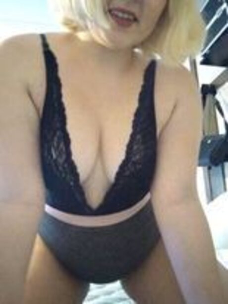 Adaradactyl top star images