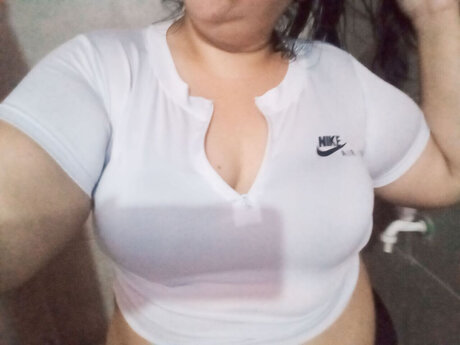 Elu curvi_ pornographic star photos