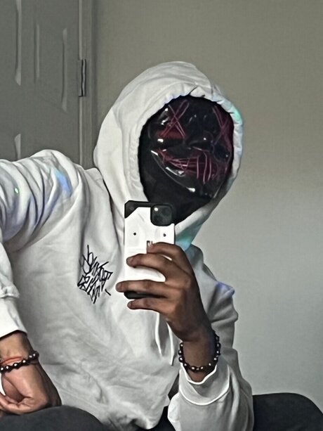 Bee Gang_ pornstar nude photo