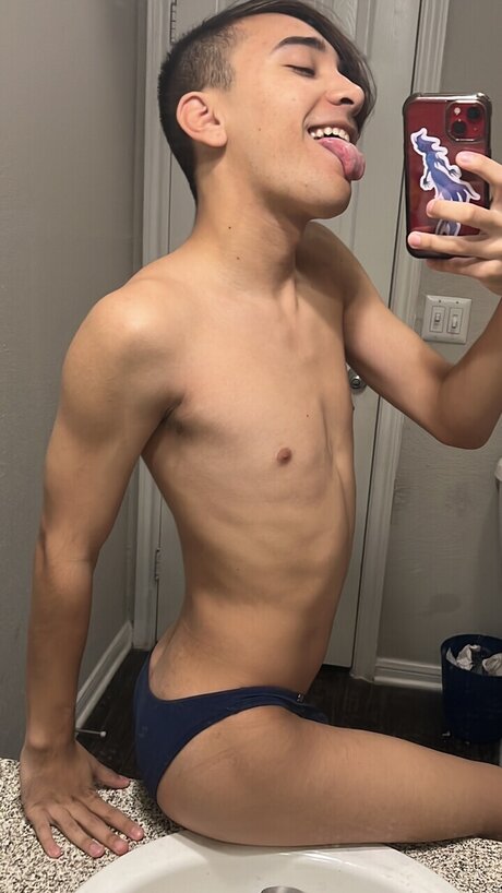 Leo Valentino pornstar hot photo