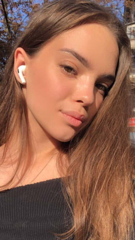 Bunny 19 years old_ pornstar sex pictures