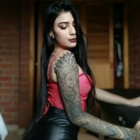 Anubisrossi free actress photo