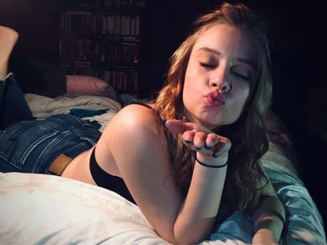 Emmaline Gresham beautiful model pictures