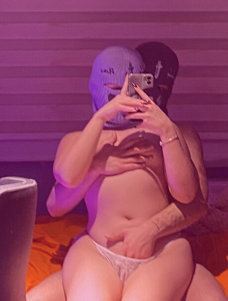 kkk nudes model photo