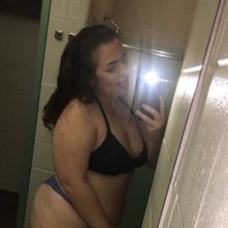 Marie Peach art star galleries