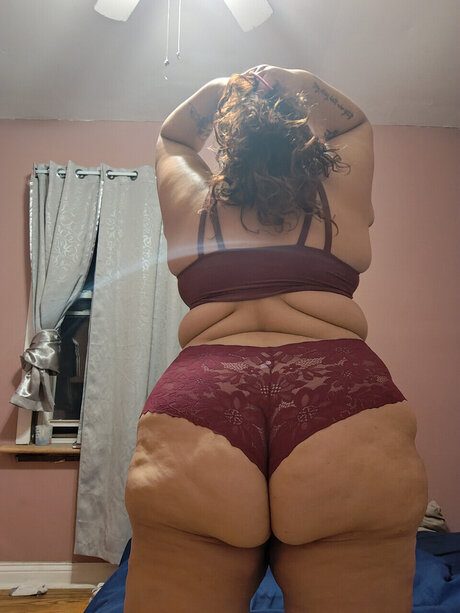 Gordilicous18 pornstar naked pics