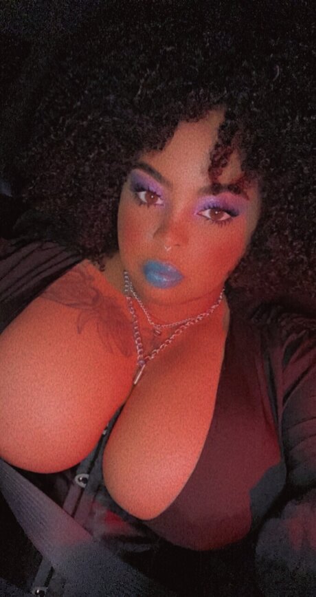 BiigNymph model erotic image