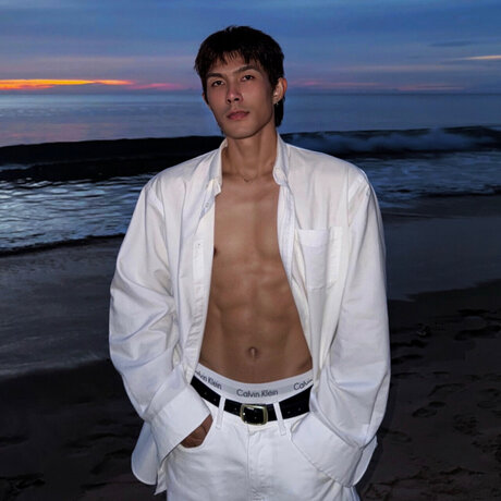 Tigerx fei naked model image