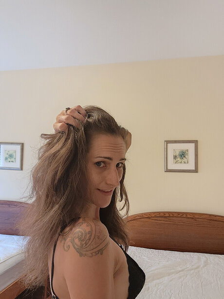 Robinsonxo star nudes archive