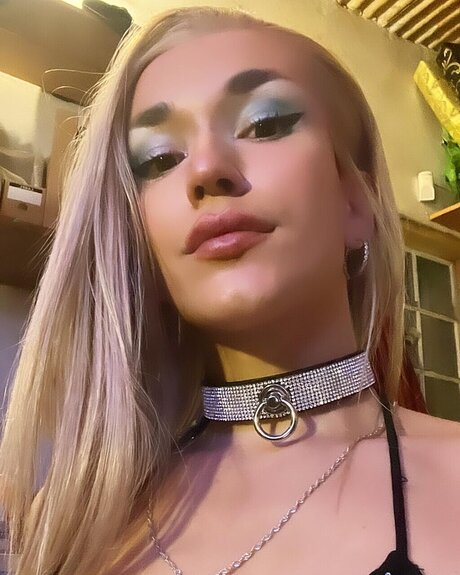 Lil Venice high quality actress pics