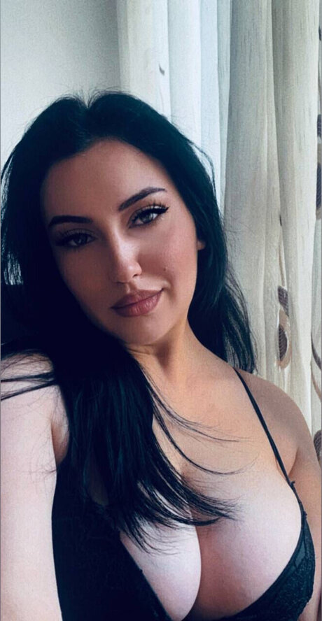 Florence Bounty_ pornstar hd pictures