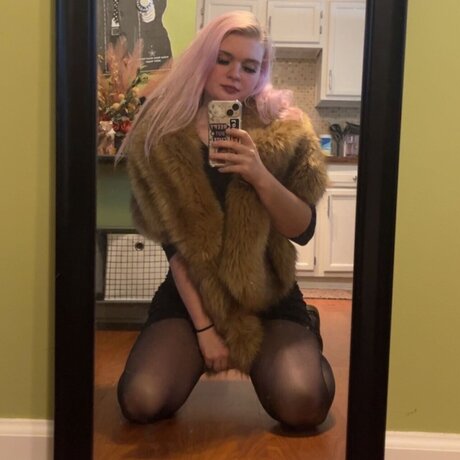 Savan hd model galleries