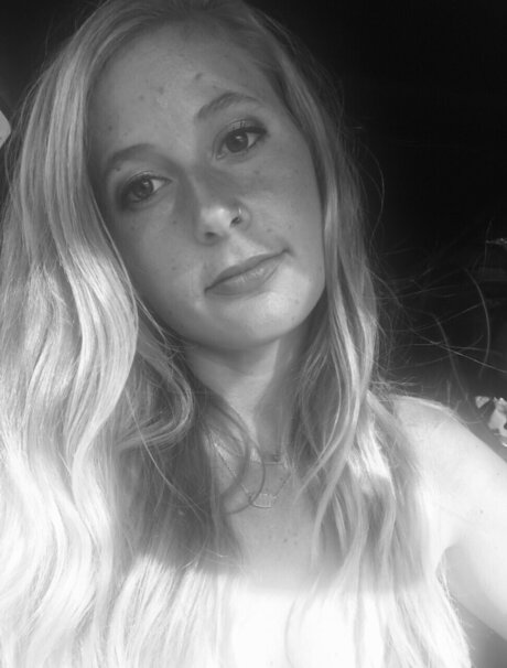 Mia Rose Quartz star sex pic